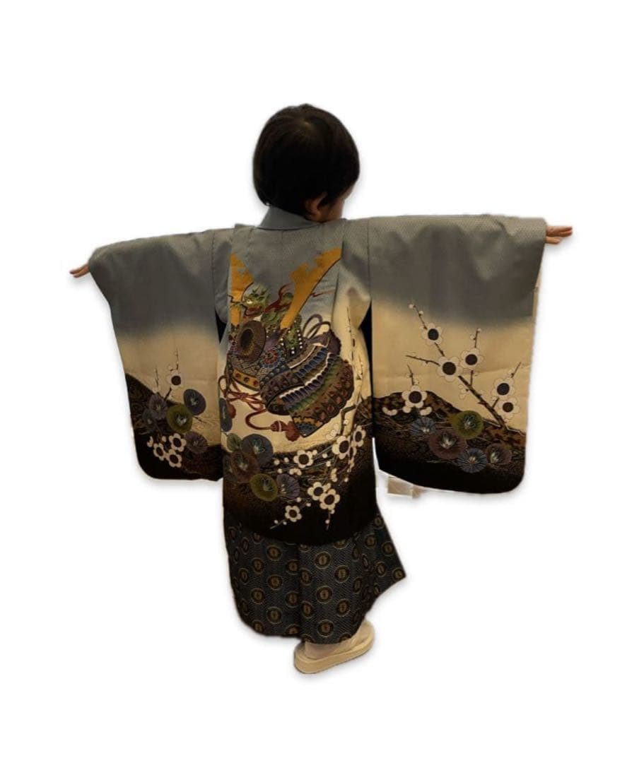 m*e様 七五三 子供用 着物 武士の鎧刺繍
