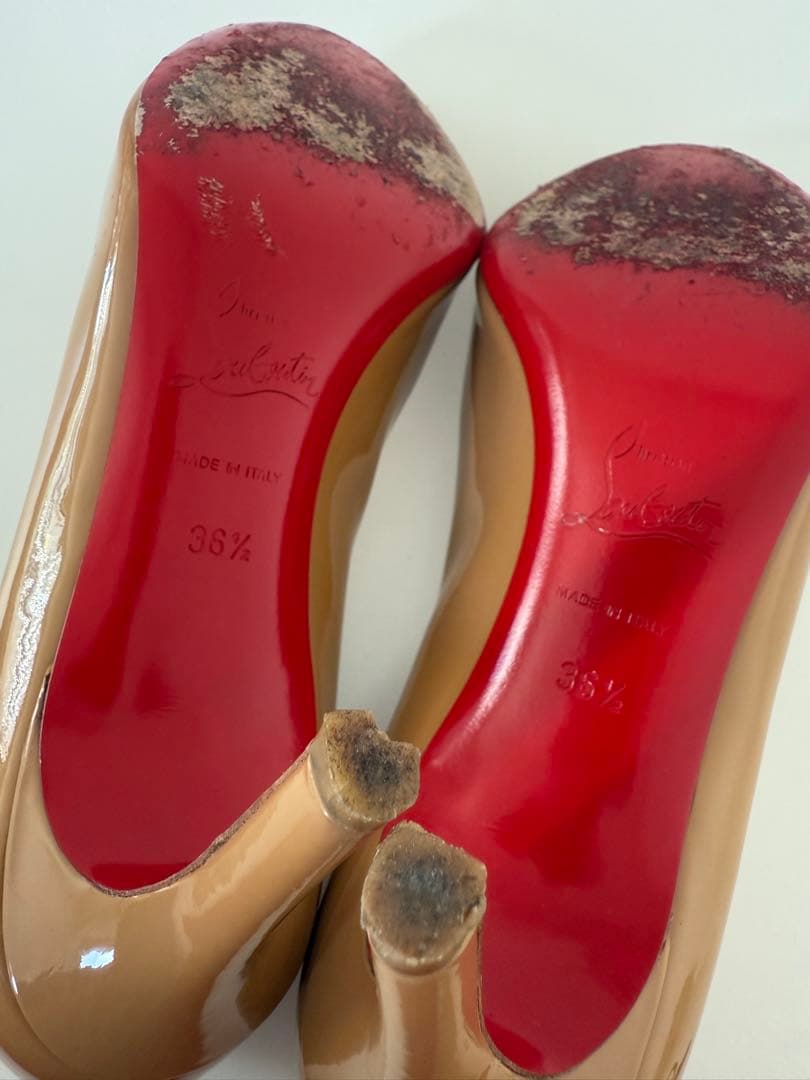 Christian Louboutin ベージュ ハイヒール　36.5