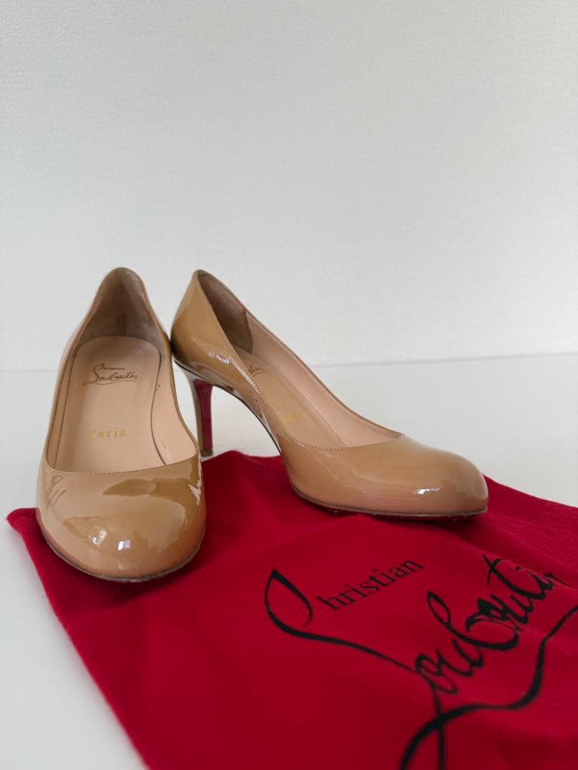 Christian Louboutin ベージュ ハイヒール　36.5