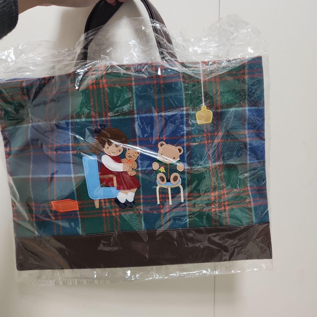 新品未使用　可愛いfamiliar バッグ 青