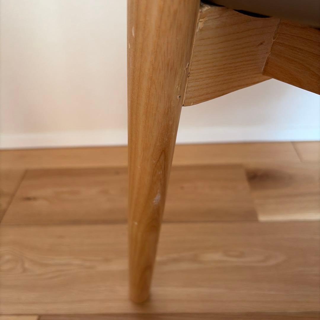 norna ダイニングチェア　ナチュラル　ウッド　合成皮革　無垢　肘付き　アーム