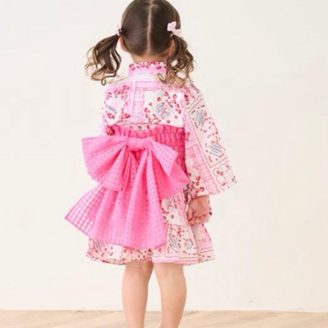 メゾピアノ いちごハンカチ柄　浴衣ドレス　100