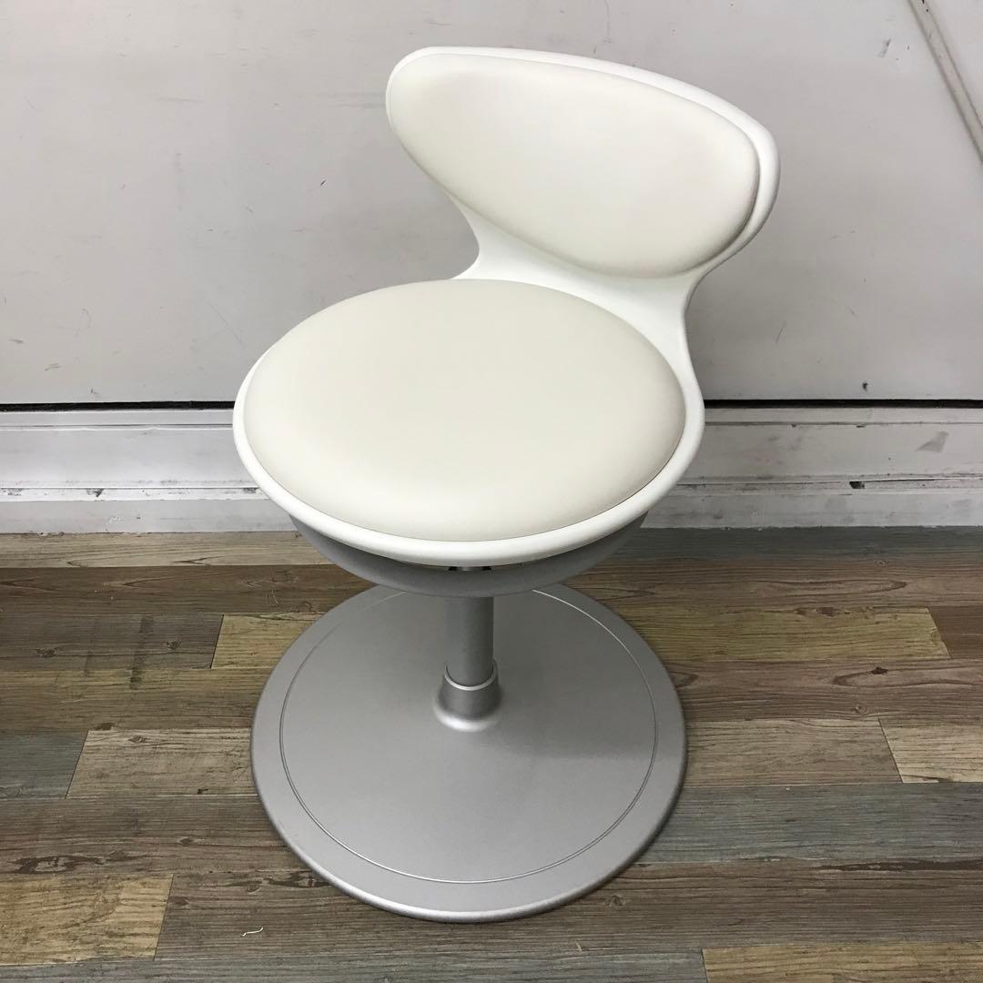 【展示品】オカムラ　患者用チェア　WSスツール　ホワイト　回転椅子　昇降