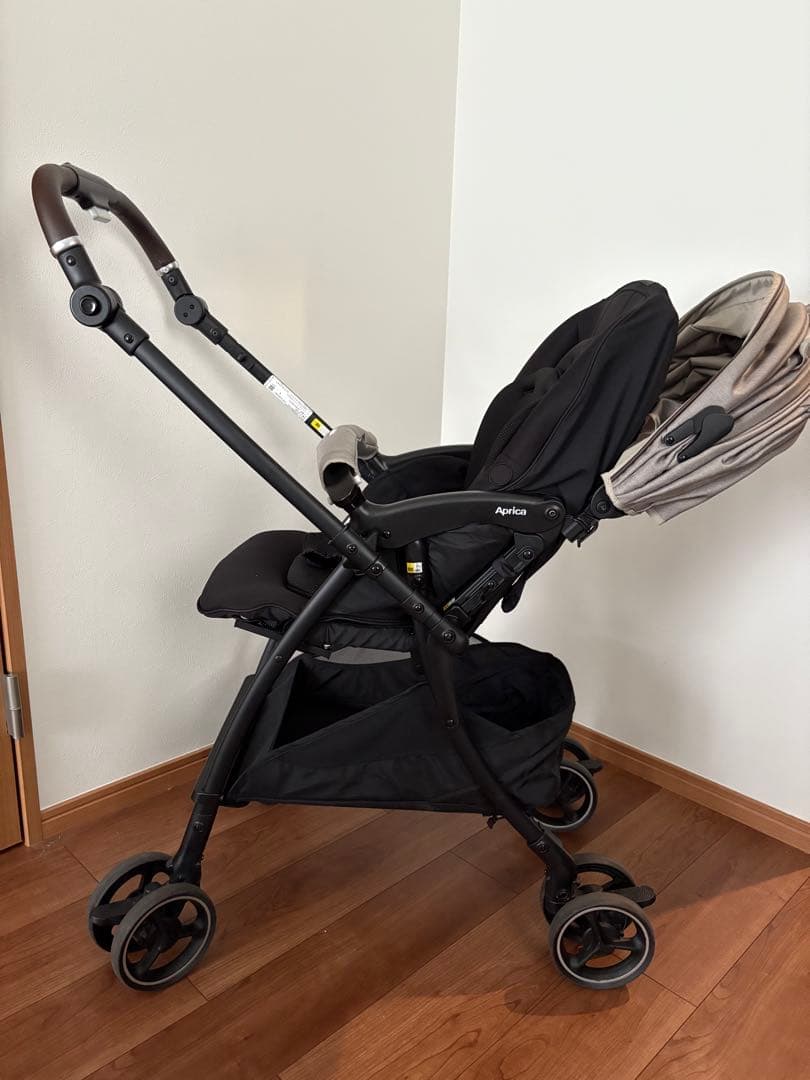 今だけ特別値下げ！2024年製 ラクーナクッションフリープラス AC