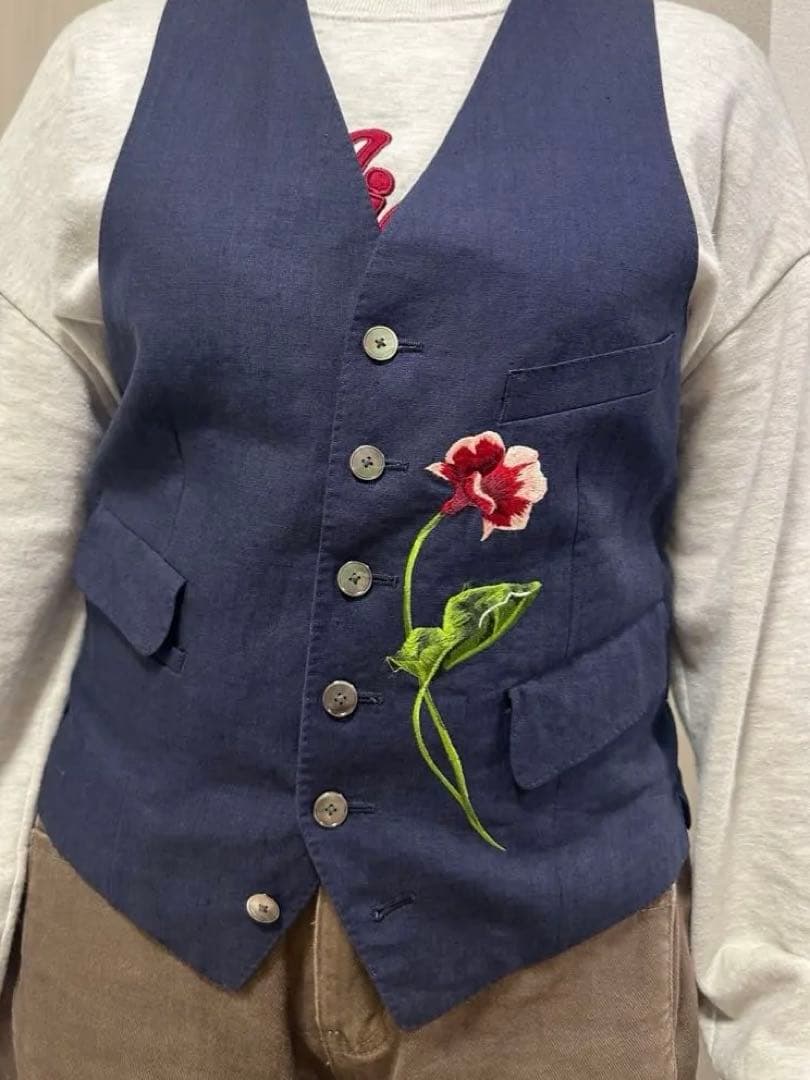 モ*カ様 【最高級】✨️ポールスミスコレクション ✨️花刺繍 リネンジレ ベスト