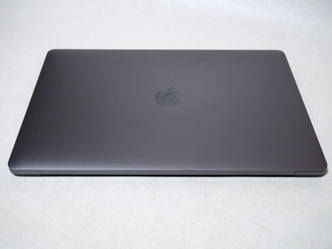 美品 Apple MacBook Pro 2018 15インチ 16G/250G
