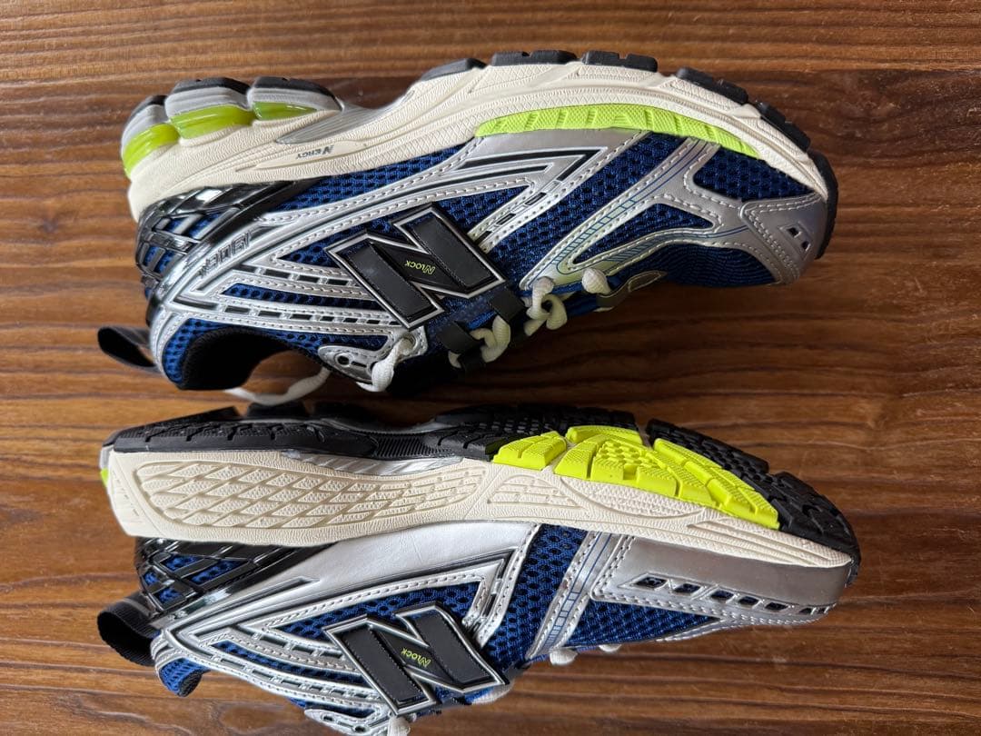 ニューバランス　M1906RCE 23cm