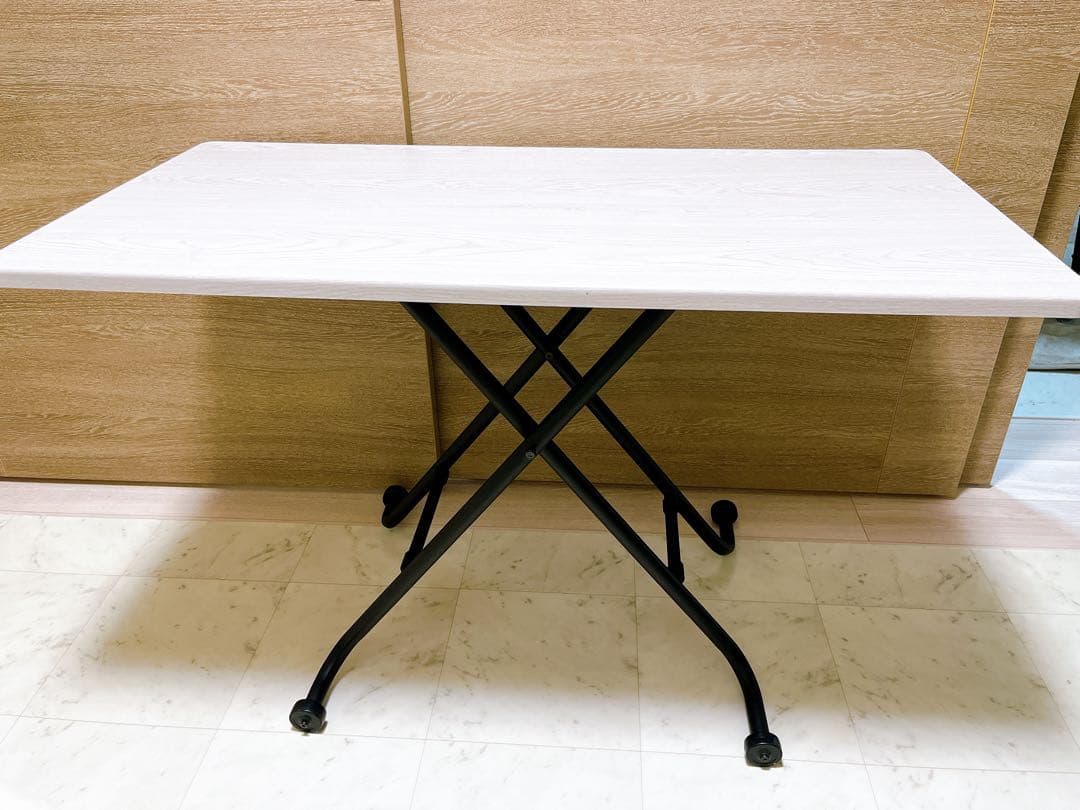 ニトリ⭐︎昇降センターテーブル