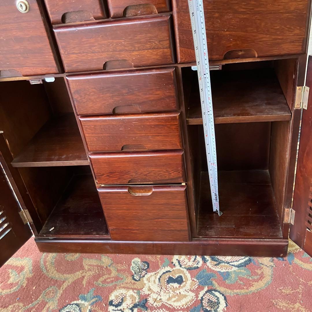 昭和レトロ 三聖 13杯多数収納 木製サイドボード 飾り棚 キッチンボード古家具