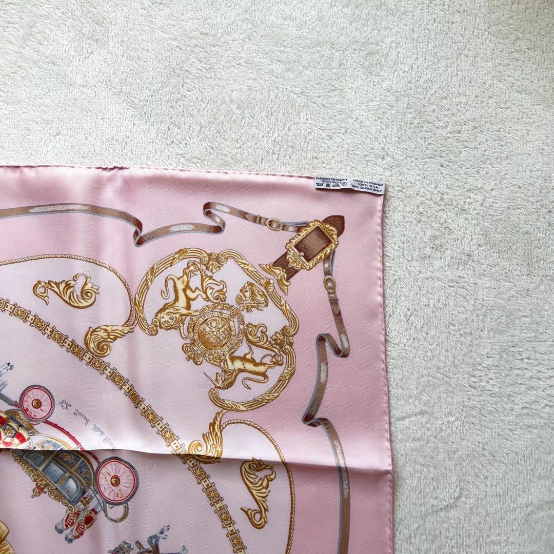 エルメス HERMES カレ90 英国王室の馬小屋　THE  MEWS