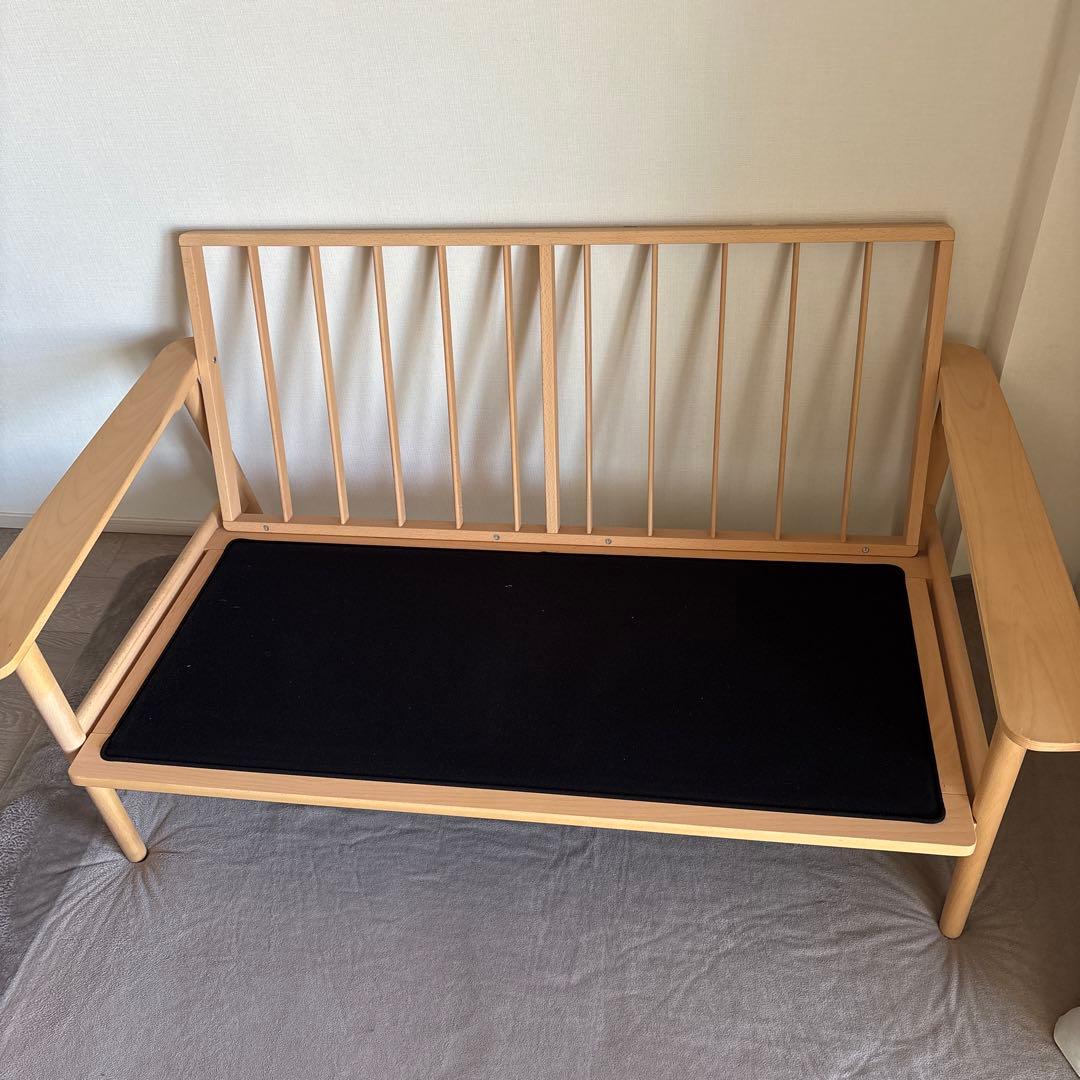 2人掛けソファ　カリモク家具