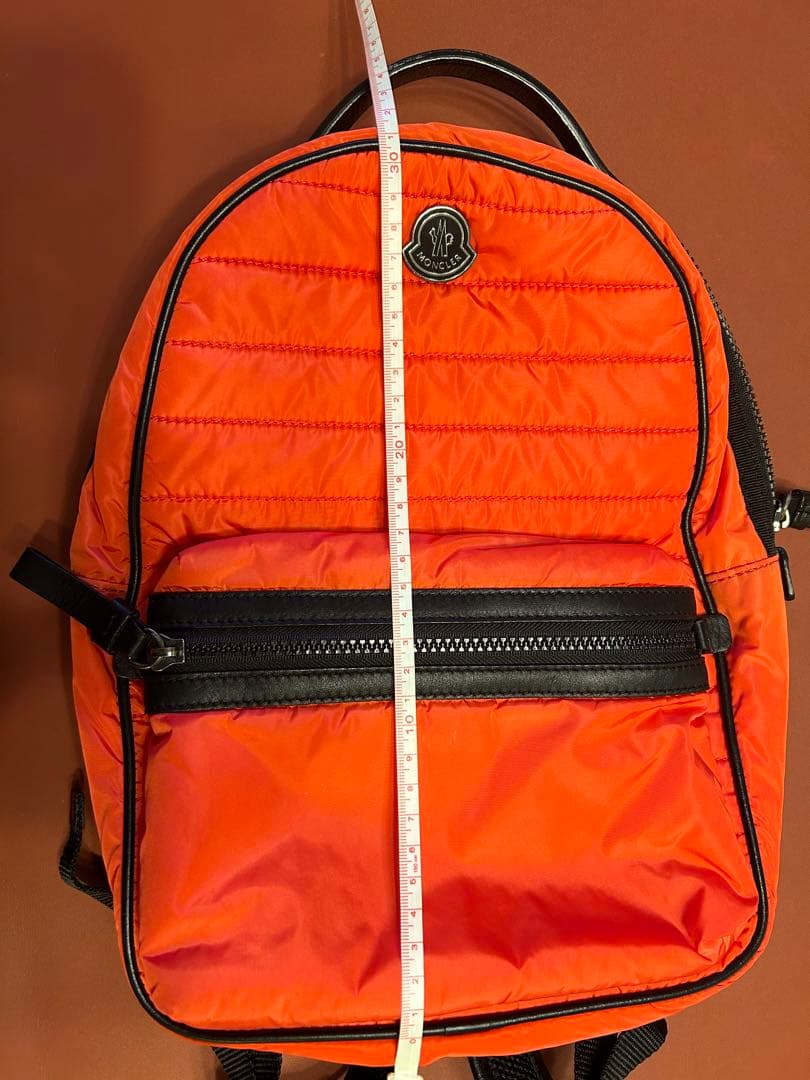 【美品】SALE！ モンクレール　小ぶりでかわいいリュック　オレンジ系