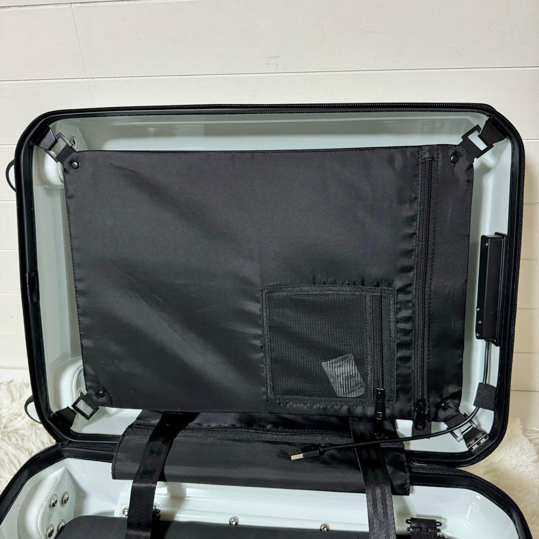 新品未使用✨PHOENX TELA40 キャリーケース　４輪　ホワイト　ビジネス