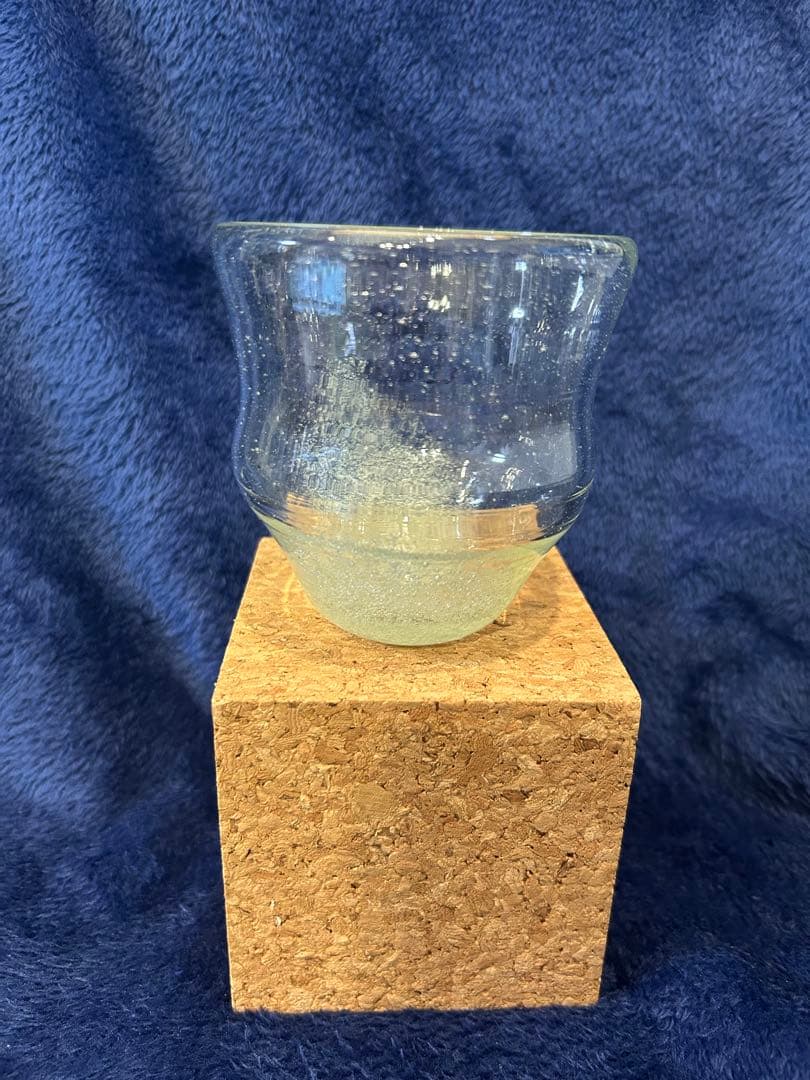 稲嶺盛吉製作　琉球ガラス　泡ガラス　クリアB