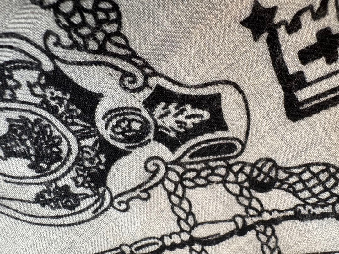 良品　エルメス　20AW LES CLES　レクレ バンダナ カレジェアン140