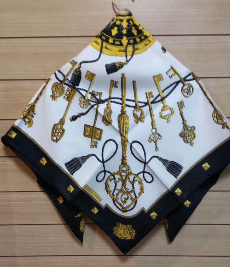 HERMES※カレ90LESCLES鍵モチーフブラック シルクスカーフ