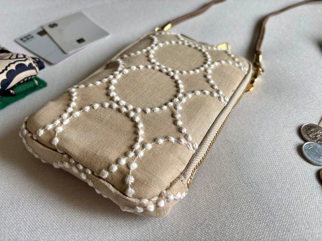 ★はるゆかい【スマホショルダー】ミナペルホネン タンバリン ライトベージュ