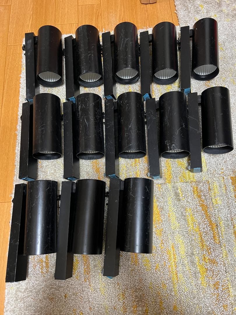 格安！【傷大】LEDスポットライト　コイズミ照明　XS704808BW