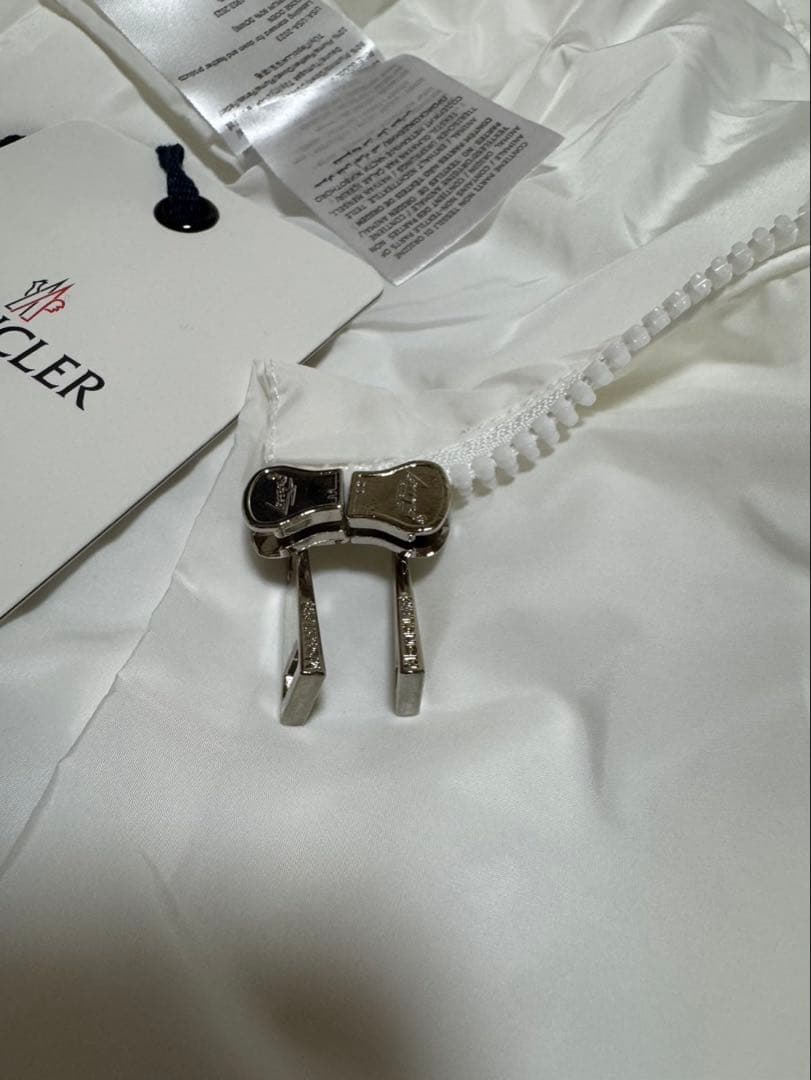 T⭐︎Y　モンクレールWETE 希少ホワイトsize1