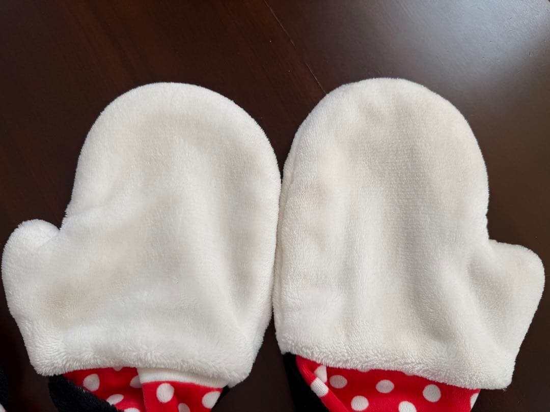 ミニーマウス ファンキャップマフラー耳付きフリース帽子 手袋付き