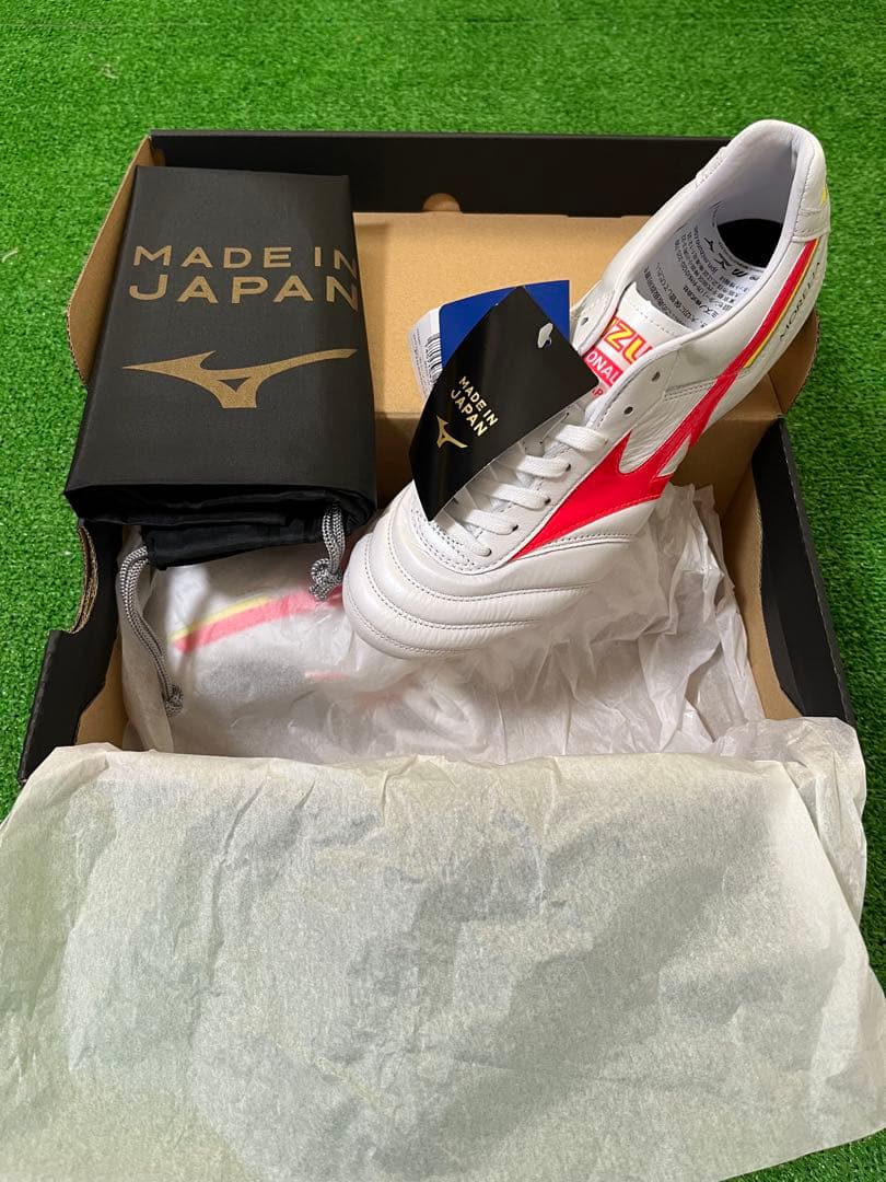 ミズノ　モレリア 24.0 cm