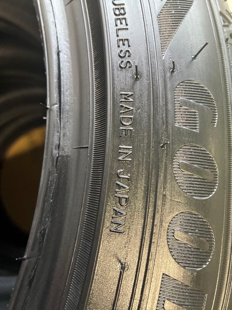 GOODYEAR 235/45/18 4本セット 新品未使用品