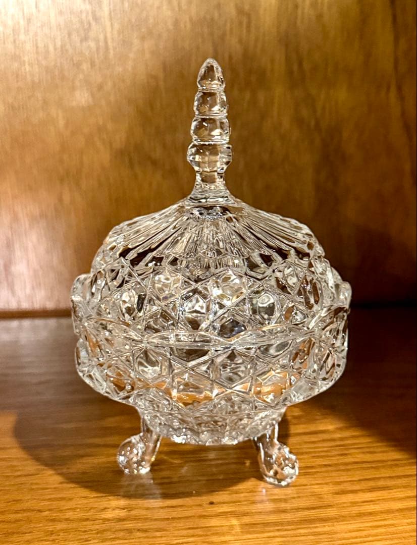 ガラス　キャンディポット　足付き