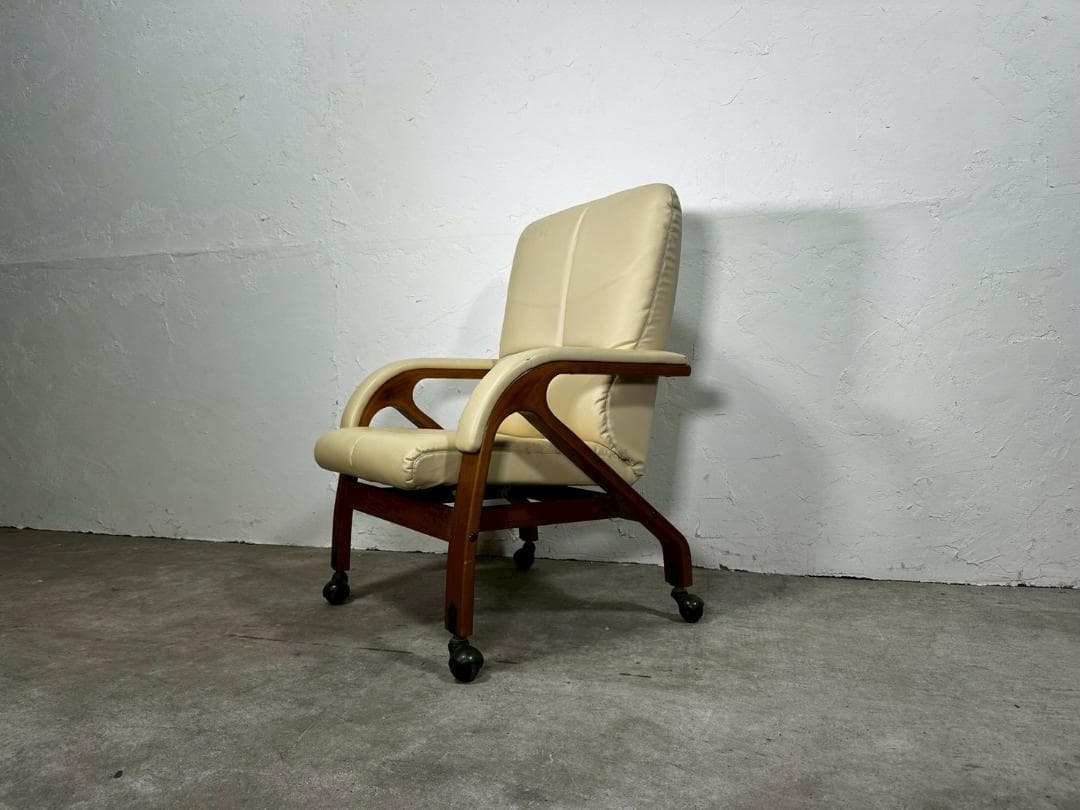 『FUJIFURNTURE』富士ファニチア リクライニングチェアRWcha114