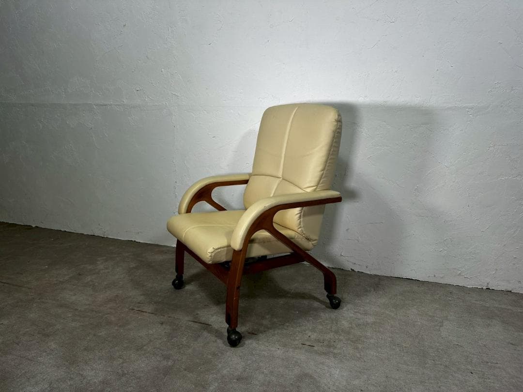 『FUJIFURNTURE』富士ファニチア リクライニングチェアRWcha114