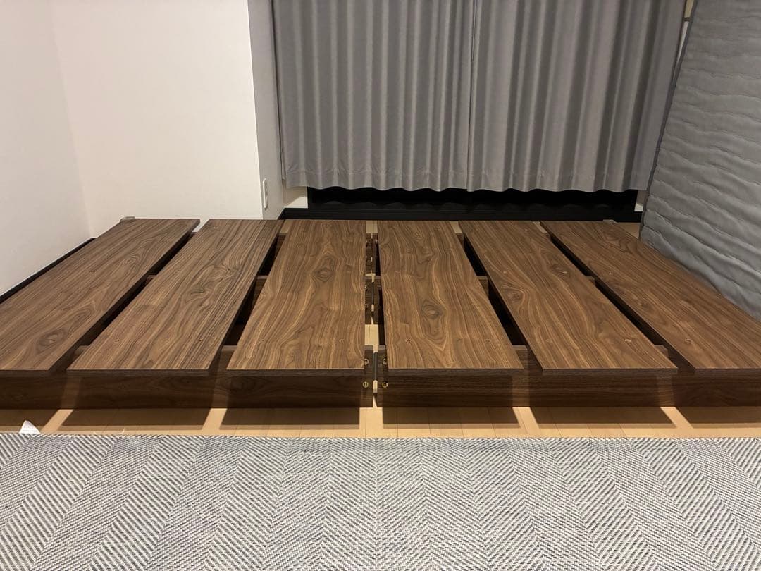 美品　LOWYA ベッドフレーム　マットレス付き　東京都大田区内直接引き取り