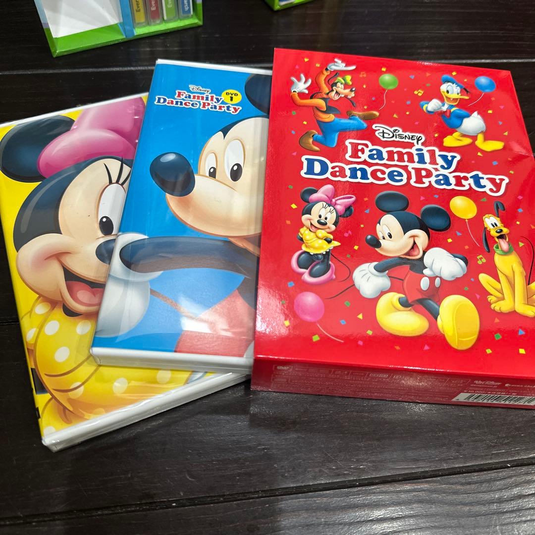 知育玩具 everyday with zippy & family dance party