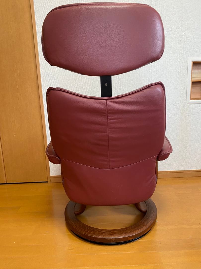 値下げ！世界で一番有名なエコーネスのリクライニングチェア！革張、ヘッドレスト昇降