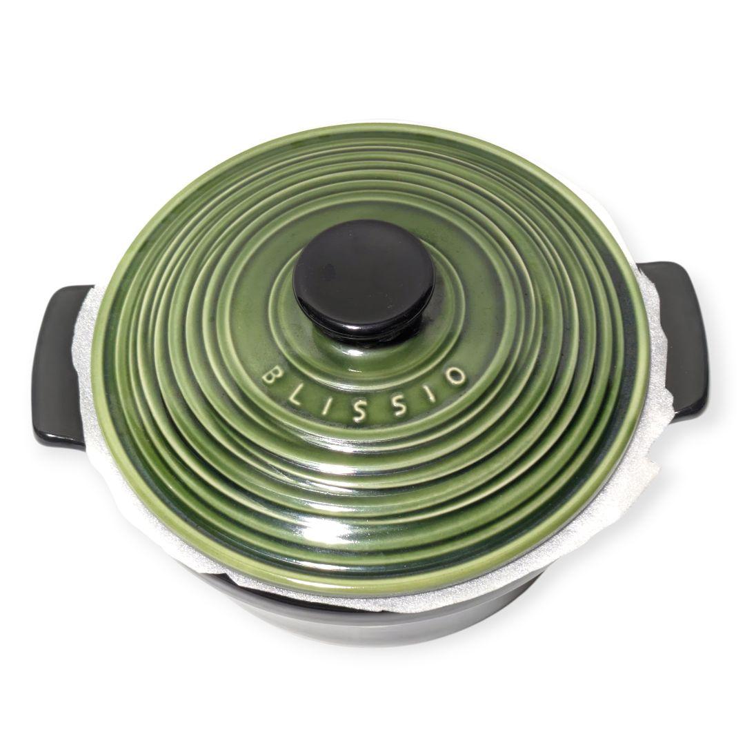 食材の旨味を逃さない。萬古焼の傑作「銀峯ブリシオ」で極上の無水調理を。