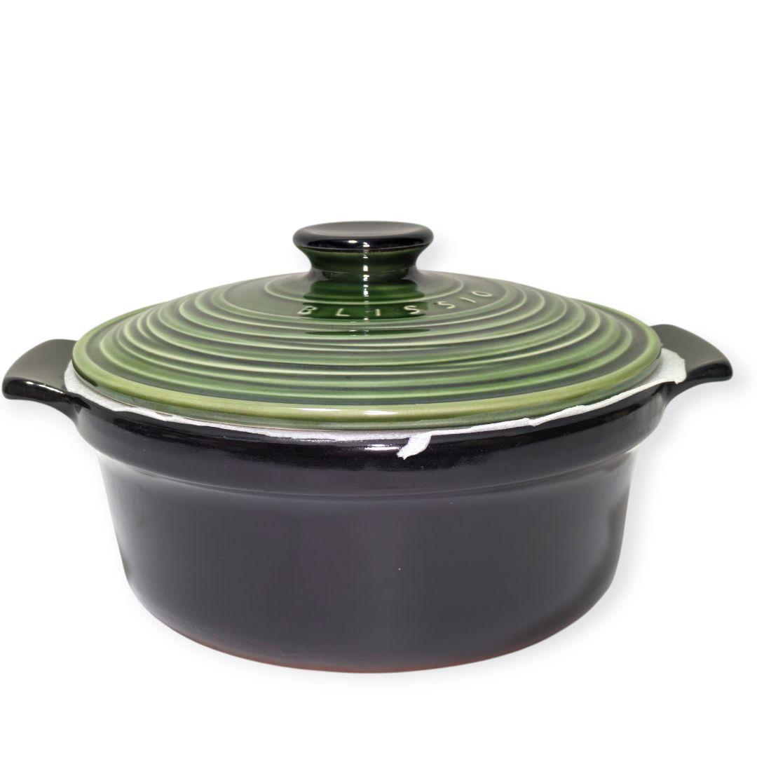 食材の旨味を逃さない。萬古焼の傑作「銀峯ブリシオ」で極上の無水調理を。