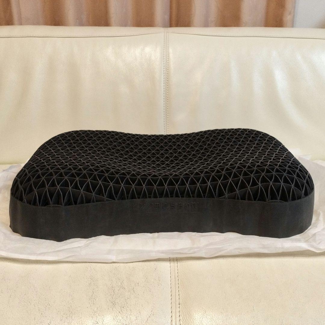 【極美品】ヒツジのいらない枕 ー極柔ー（専用ブラックレーベル枕カバー付き）