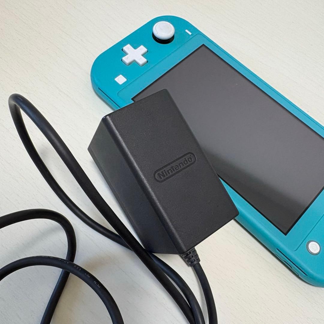 Nintendo Switch Lite本体（充電器付き）