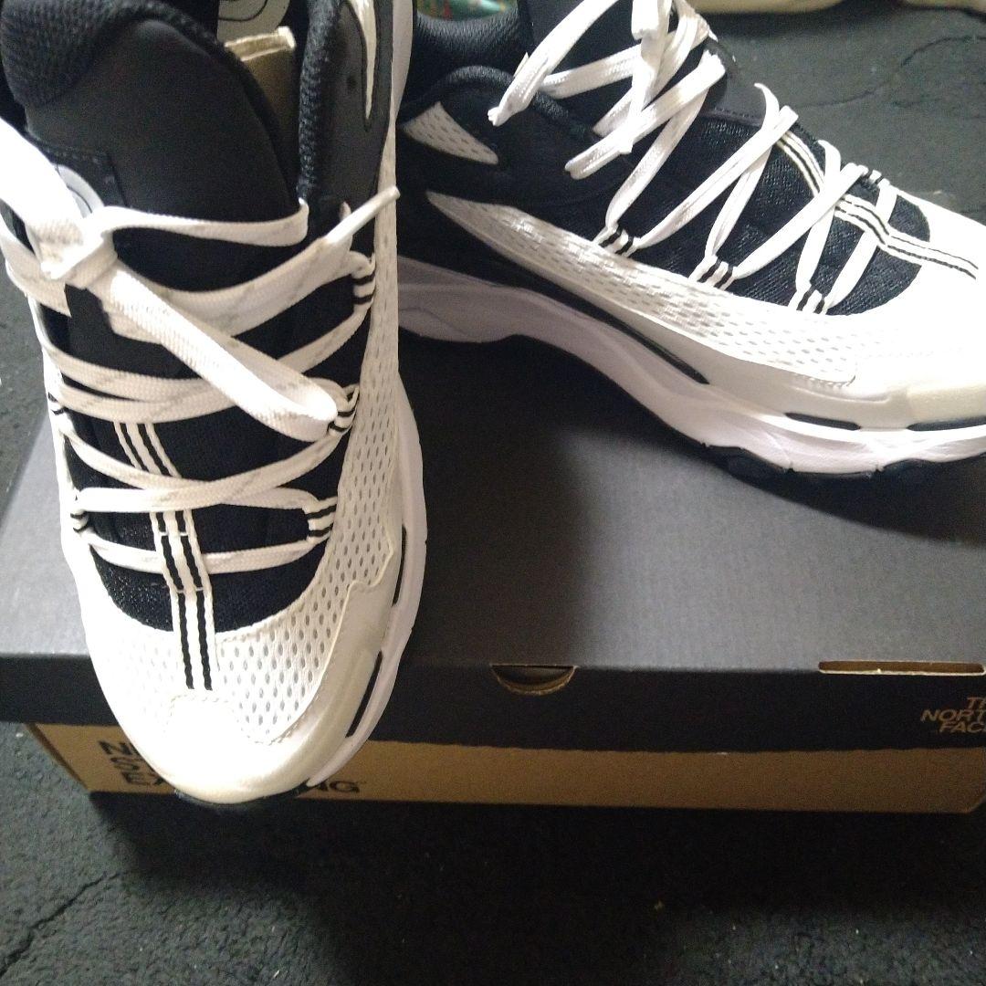 ▲お値下げ▲ノースフェイス 新品未使用 スニーカー 26.5センチ 箱付き