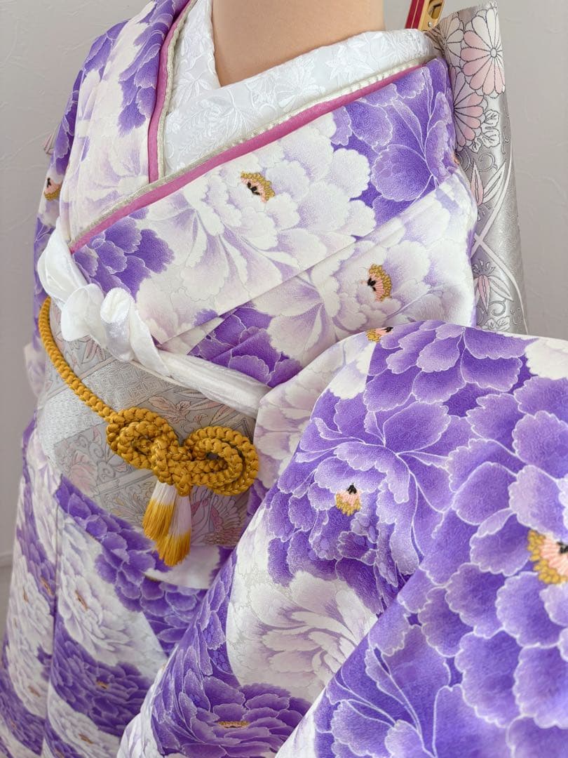 正絹振袖フルセット　牡丹　紫　淡い色　大輪花柄　成人式
