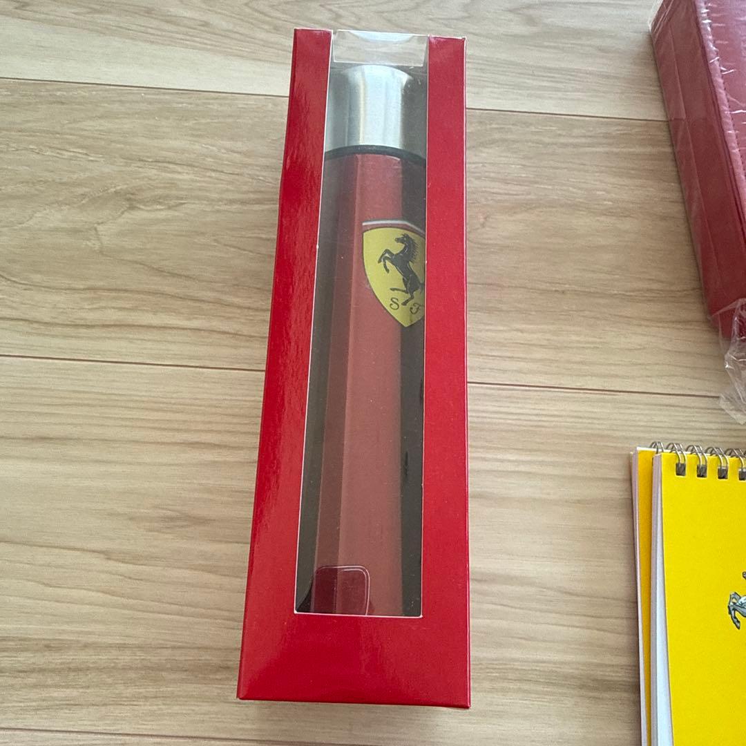 Ferrari フェラーリ　オフィシャルグッズ　納車時　セット