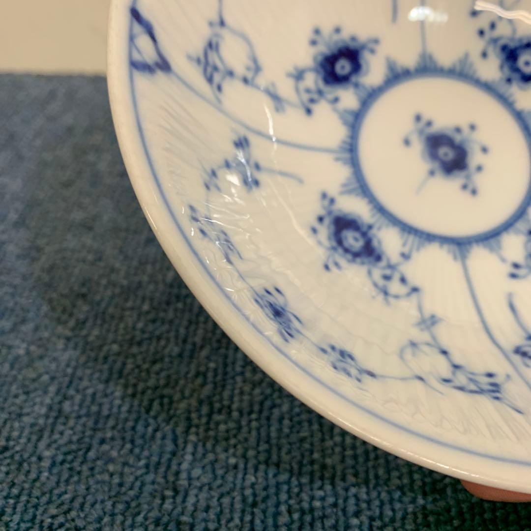 4 ロイヤルコペンハーゲン ブルーフルーテッドプレイン ボウル　15.5センチ