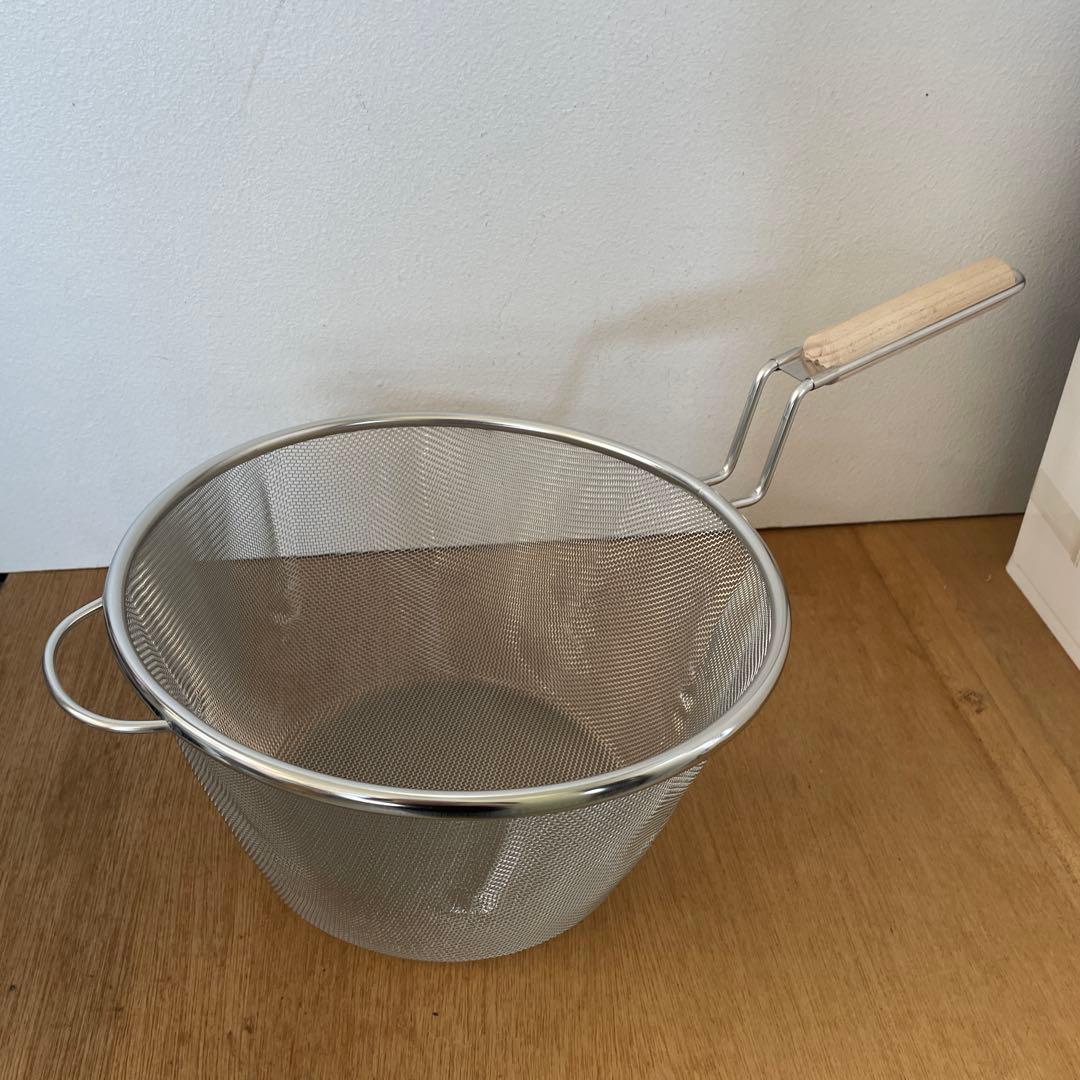 【新品/未使用】dancyu（ダンチュウ）木柄ザル付き 鍋セット 22㎝