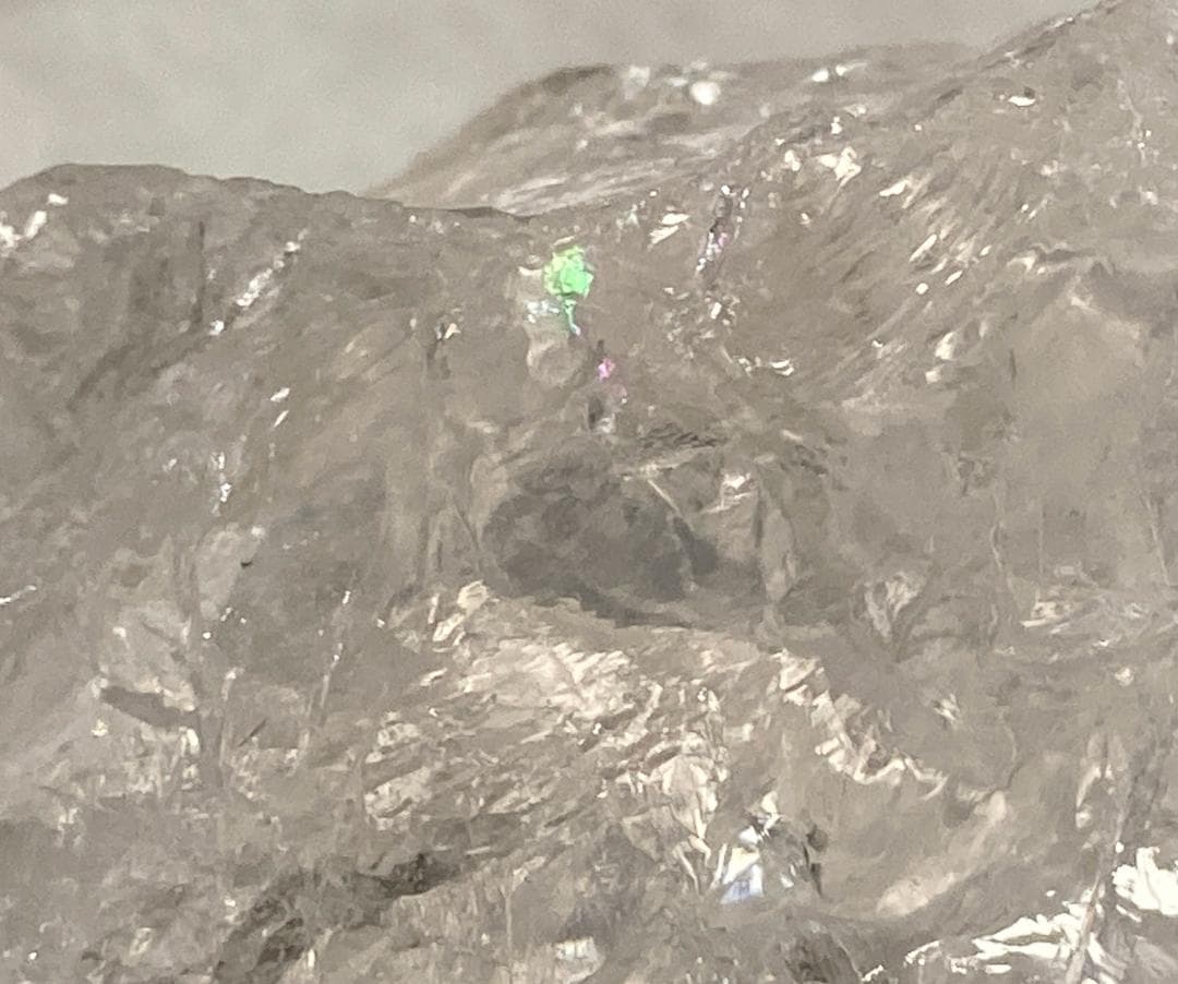 サチャロカクォーツ 原石395g 高透明 氷結クラック 虹 かち割り