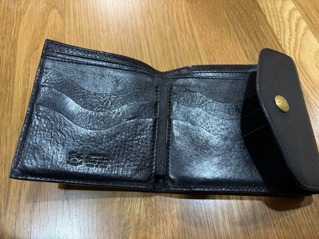 美品　イルビゾンテ　二つ折り財布　黒　ブラック　レザー