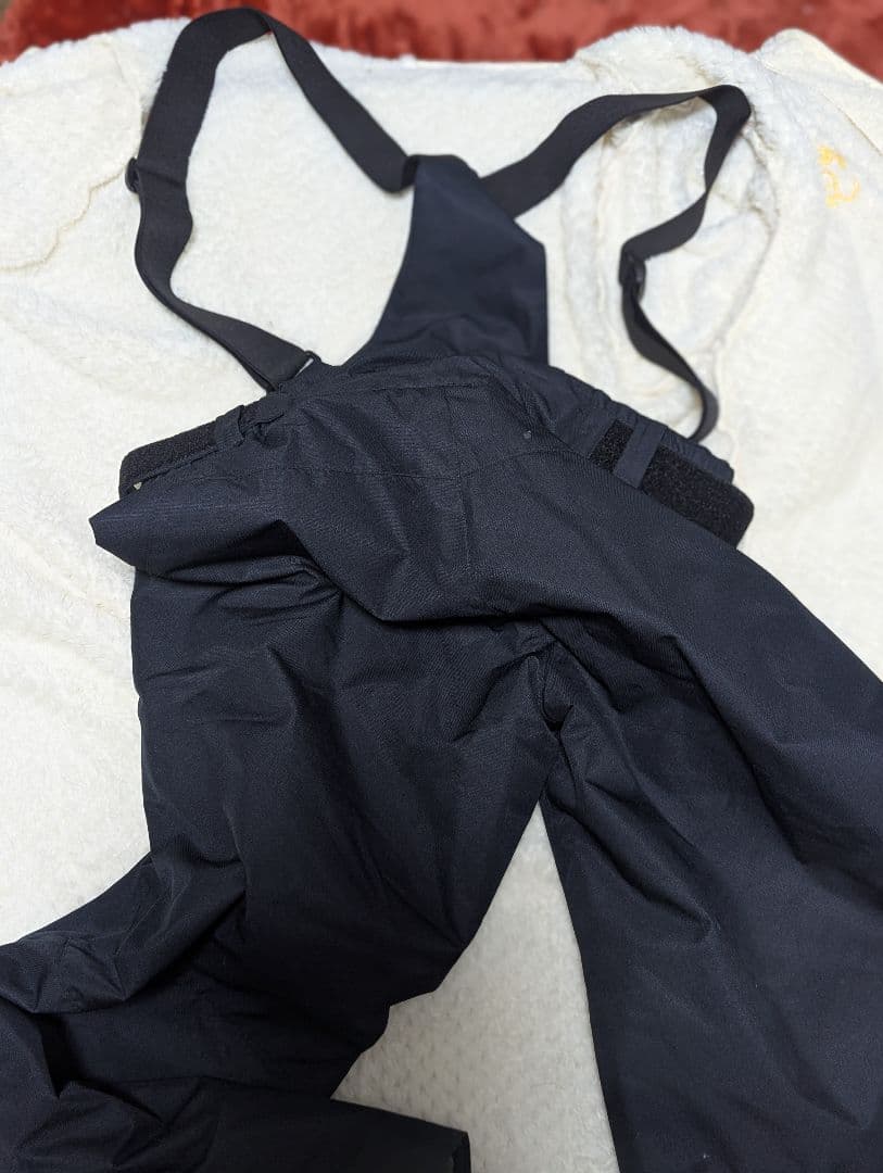 新品　difender ディフェンダースキースノーボードウェア　上下セット　М