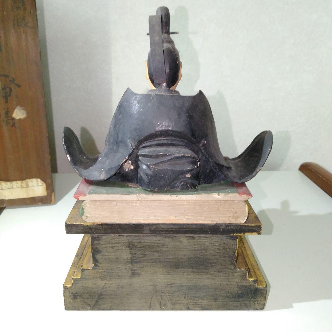 武士の置物　木製　扉付き木製箱付き １体