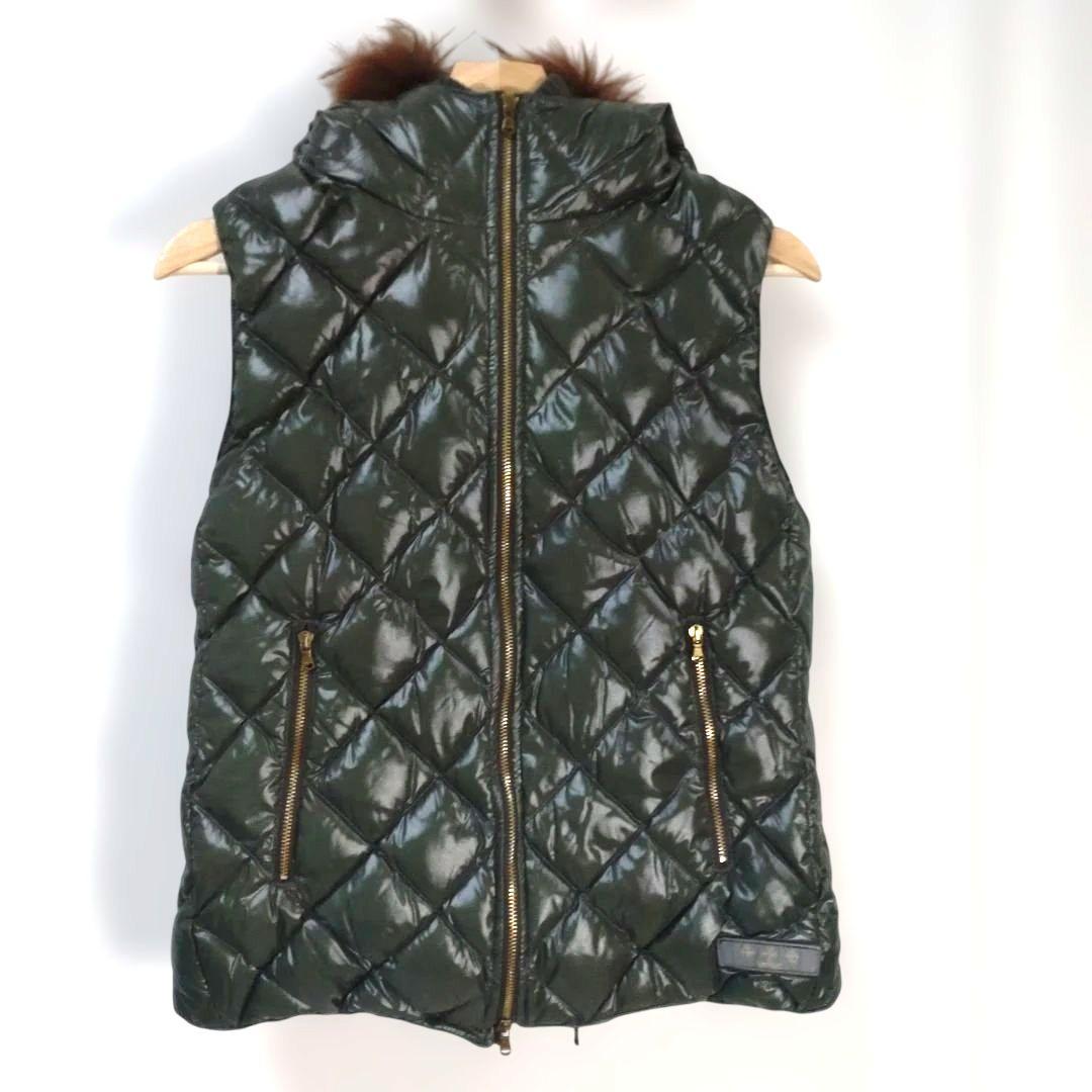 美品ダークグリーン キルティング ダウンベスト　サイズ03