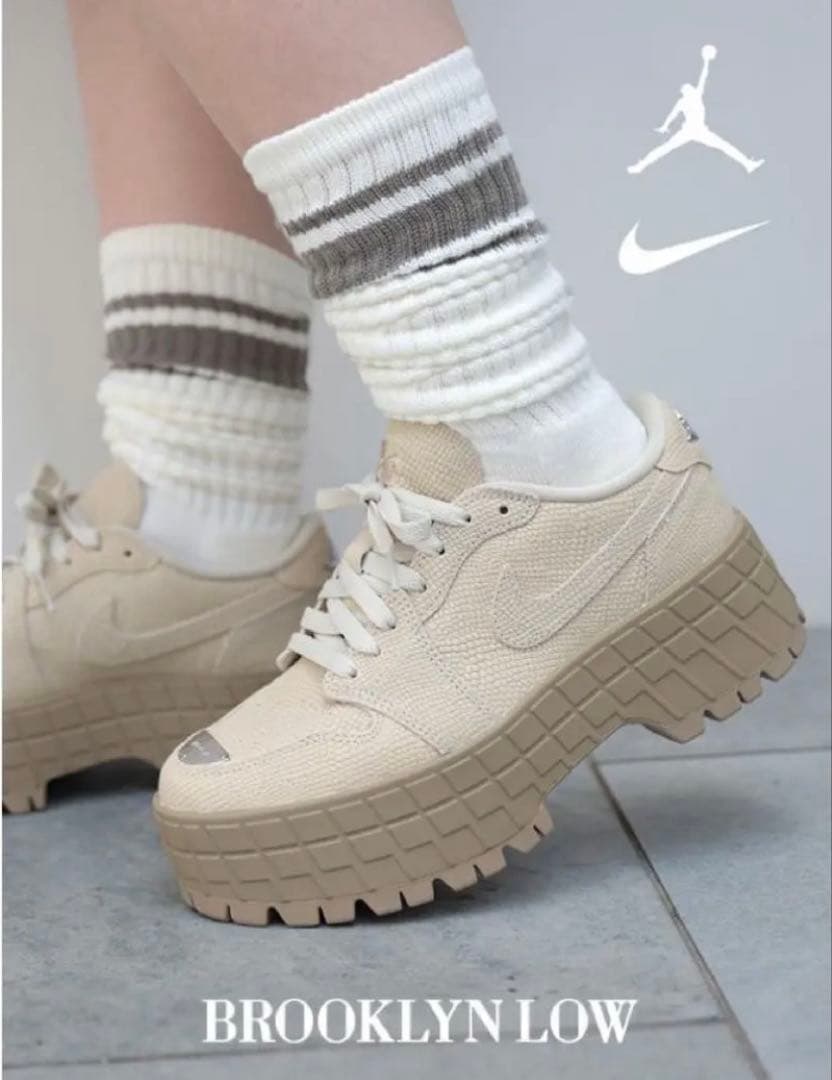 新品 ナイキ ウィメンズ エアジョーダン1 ブルックリン ロー 23.5㎝