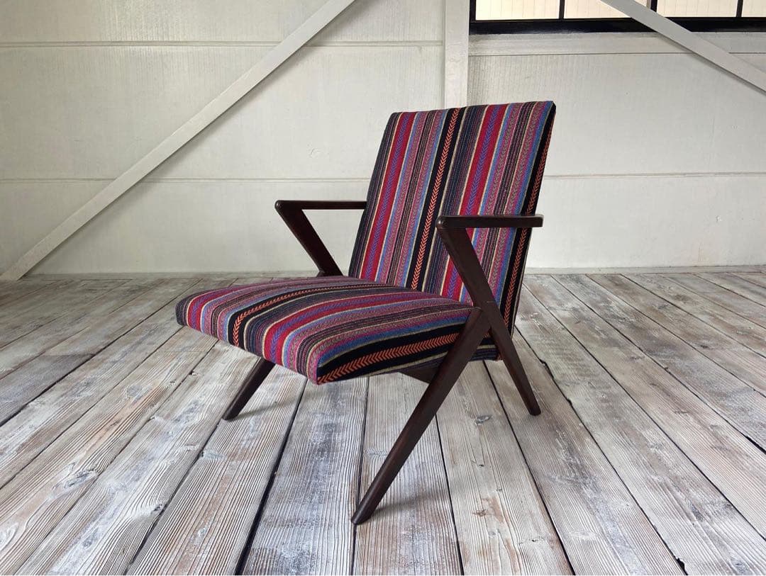 1人掛けリメイク椅子ヴィンテージソファ安楽椅子ネイティブ柄生地レトロディスプレイ