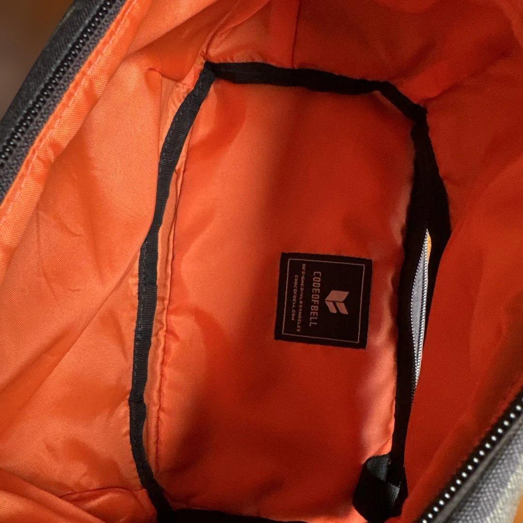 Code of bell カモフラージュ ボディバッグ