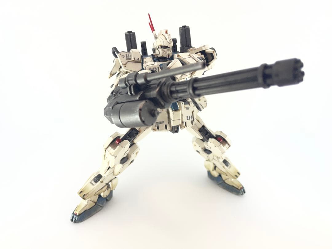 【完成品】海外プラモデルHG 1/144 Ez8イージーエイト
